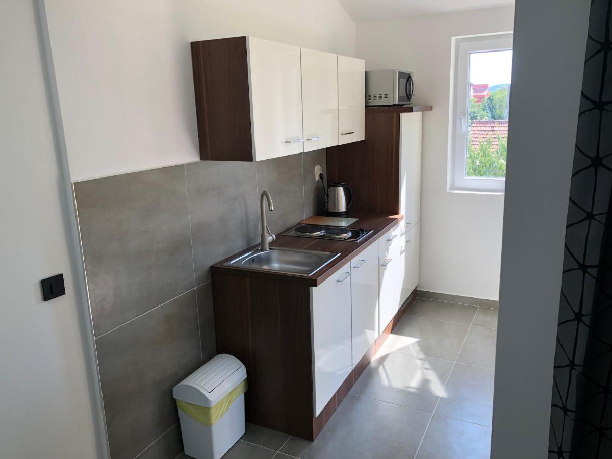 Apartmani Bm Биоград-на-Мору Экстерьер фото
